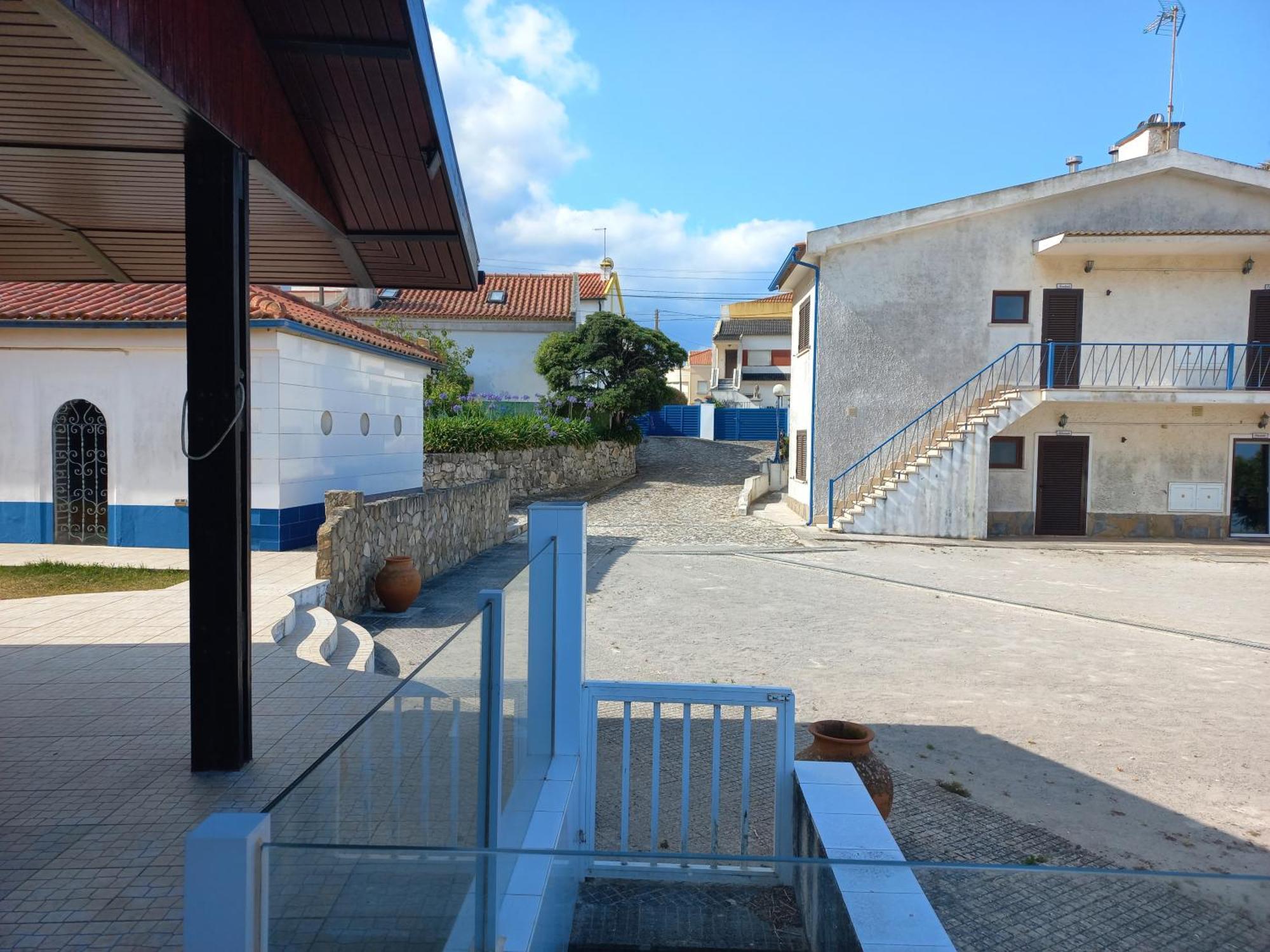Casa Do Portao Azul - Salmonete Apartment Atouguia Da Baleia Bagian luar foto