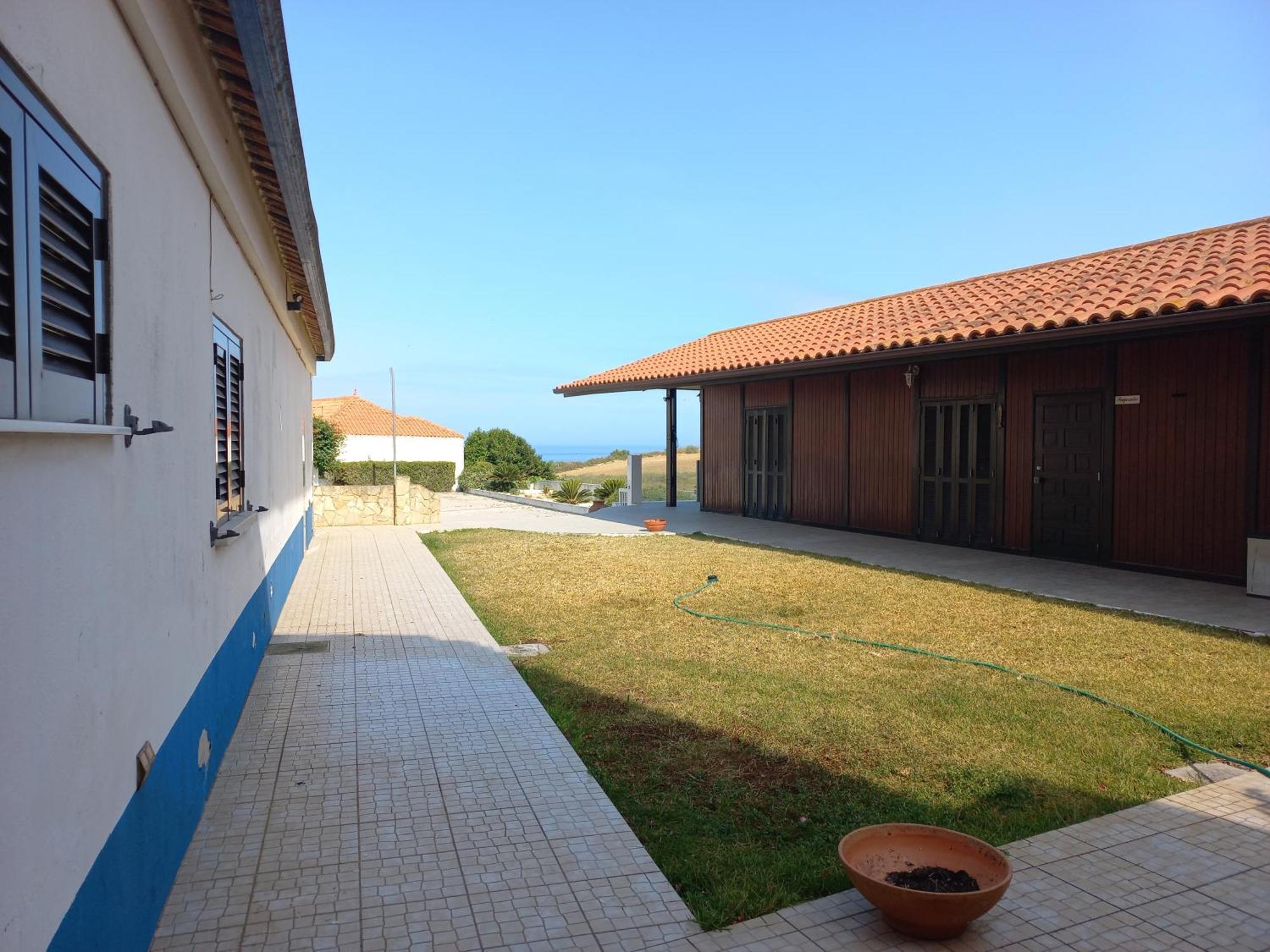 Casa Do Portao Azul - Salmonete Apartment Atouguia Da Baleia Bagian luar foto